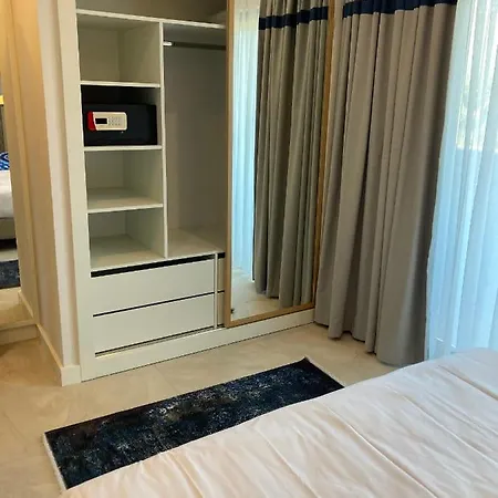 Wonderful In A Prime Location Guarantees A 5 Star * 시데